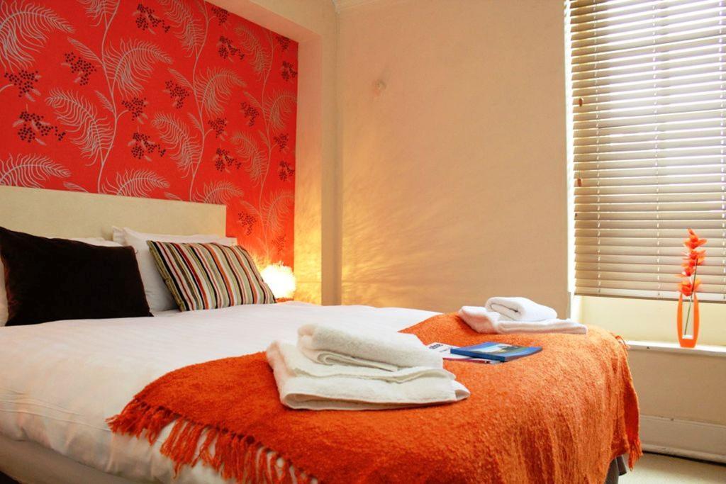 The Halford Hotel Halford  Camera foto