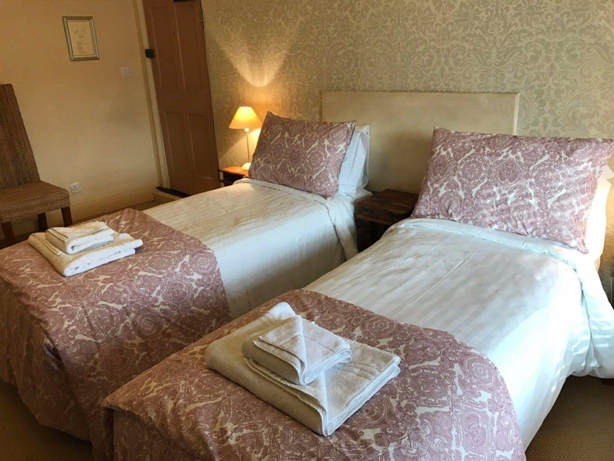 The Halford Hotel Halford  Esterno foto